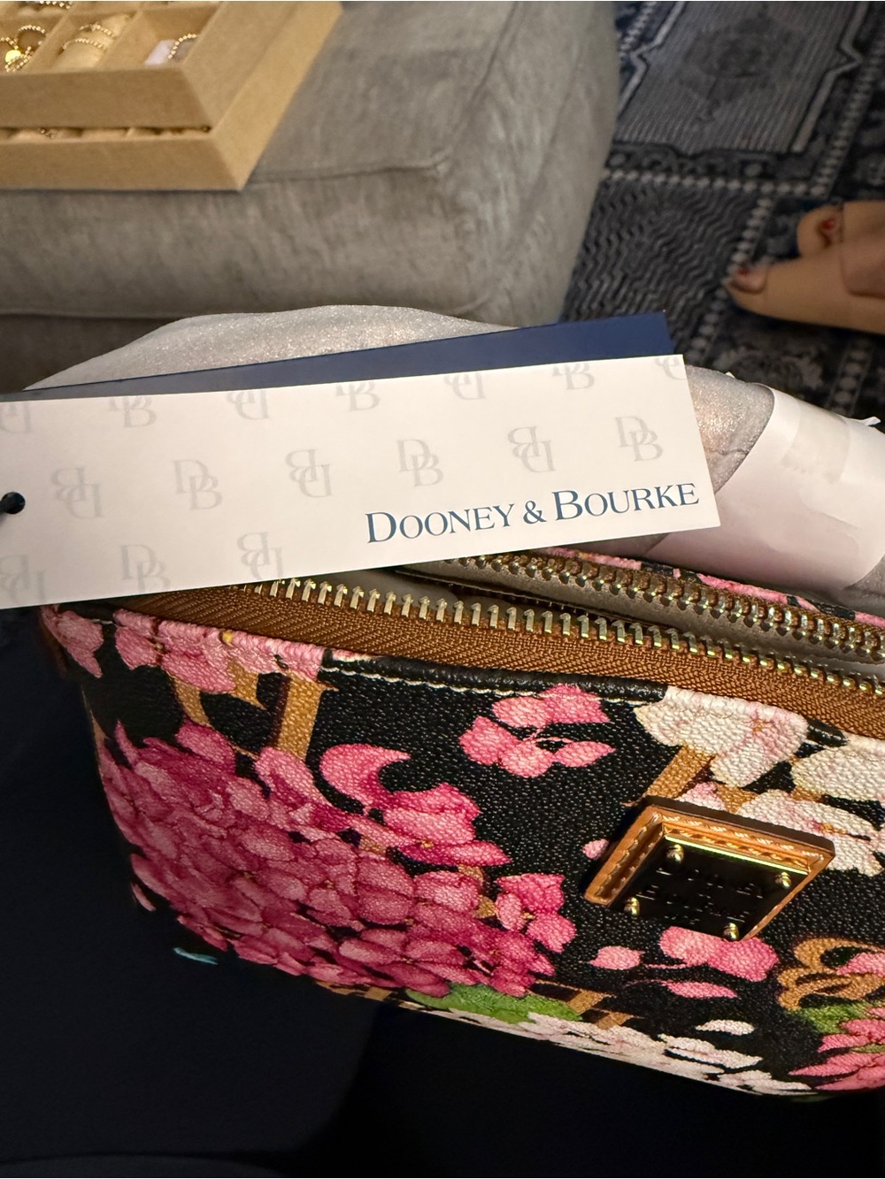Dooney & Bourke floral saka nwt new authentic - Picture 3 of 3